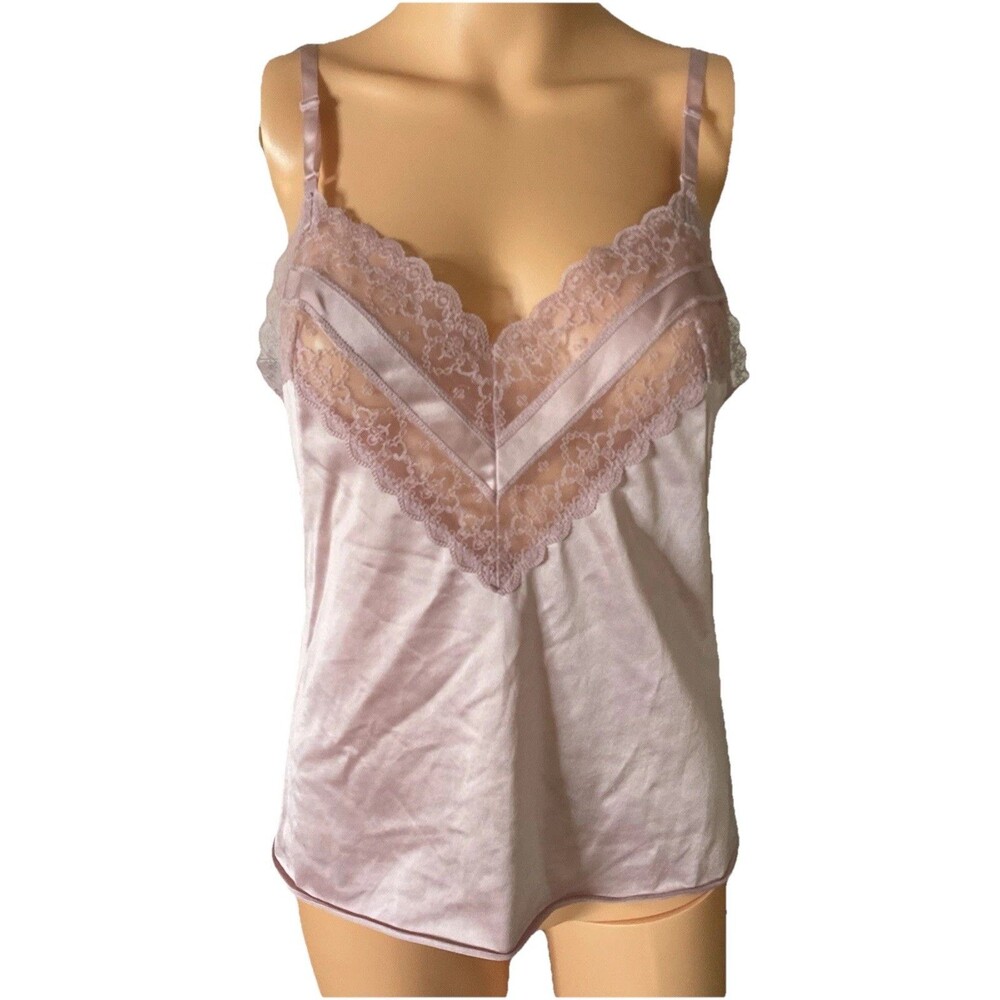 Vintage Vanity Fair Camisole Cami Top 34 Antron III Nylon Wide Lace V-Neck